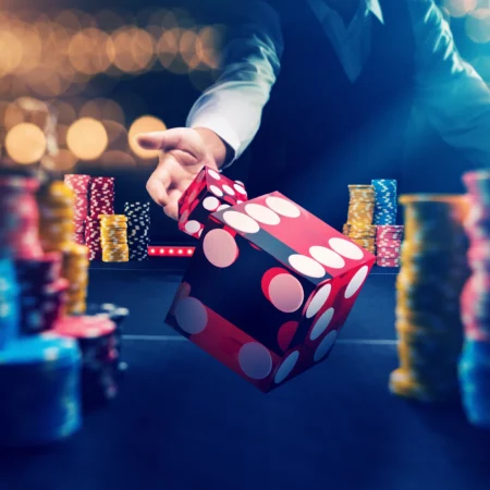 Buddhist wins $670,000 in poker tournament, gives it to charity